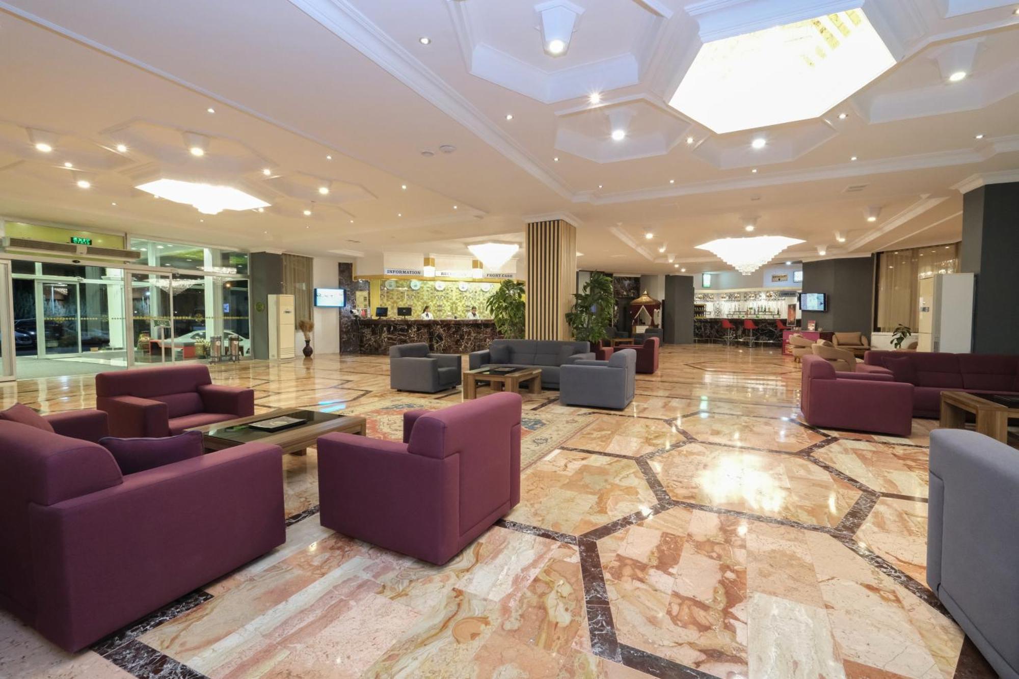 SIGNATURE GARDEN AVANOS Hotel&SPA Exterior foto
